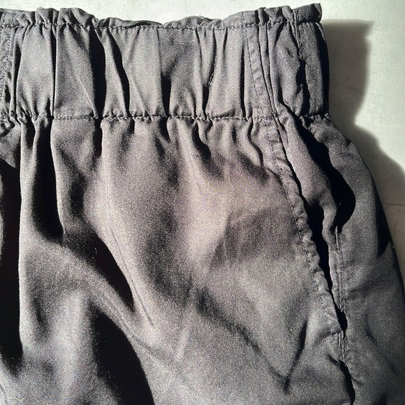 Celebrity Pink High Waisted Short Shorts EUC Black Cuffed Size M - Picture 4 of 9